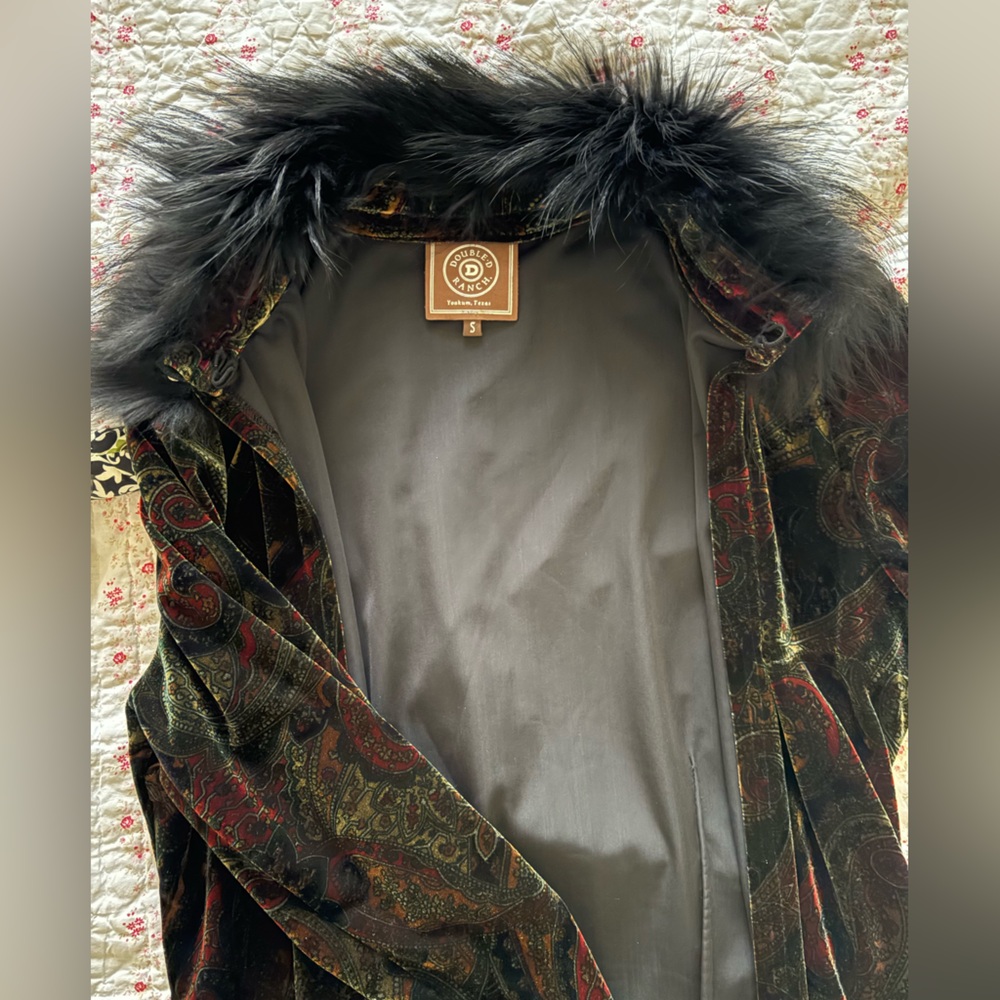 Double D Ranch Coat - Picture 5 of 5